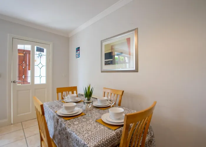 Apartment 132 - Spacious With Parking